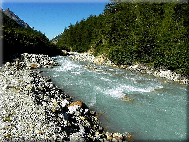 foto Laghi di Livournea e di Place Moulin